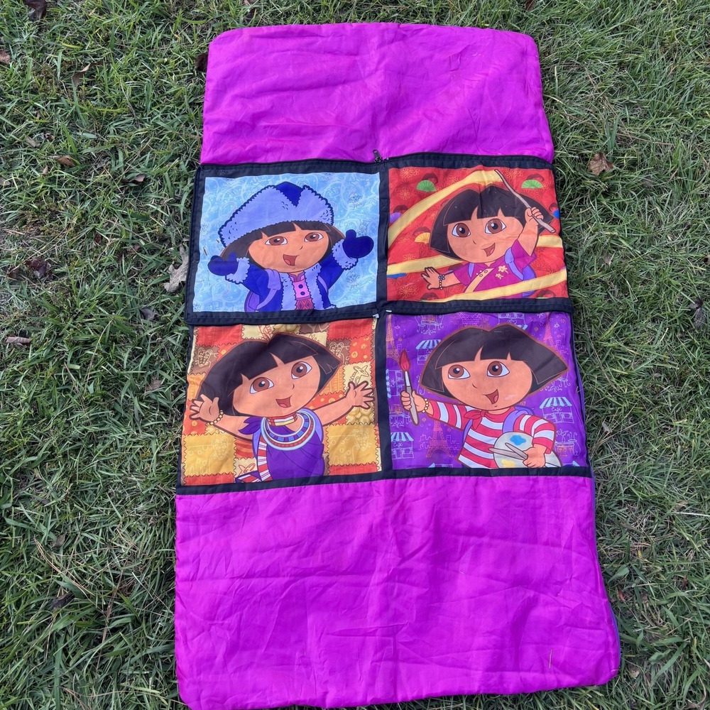 Nick Jr Dora The Explorer Vintage‎ 2006 Childs Sleeping Bag Folds Up Zips Closed